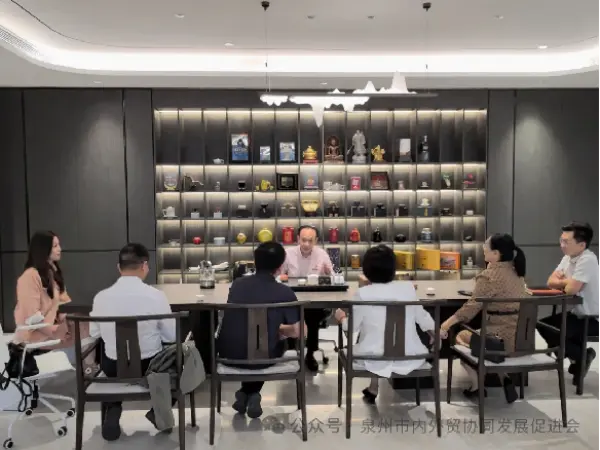 క్వాంగాంగ్ మెషినరీ కో., లిమిటెడ్: హస్తకళతో పరిశ్రమకు బెంచ్‌మార్క్