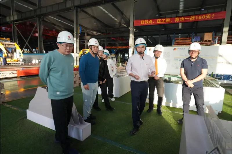 నాన్ రిటర్న్డ్ ఓవర్సీస్ స్టూడెంట్స్ అసోసియేషన్ క్వాంగాంగ్ మెషినరీ కో., లిమిటెడ్‌ను సందర్శించి పరిశోధనలు చేసింది.