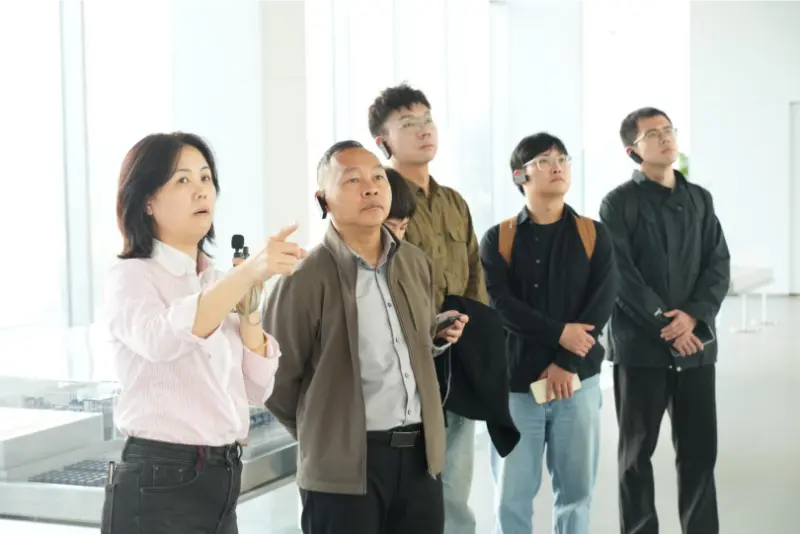 యూనివర్శిటీ మరియు ఎంటర్‌ప్రైజ్ కొత్త ప్రయాణాన్ని ప్రారంభించేందుకు చేతులు కలిపాయి, గ్రీన్ ఫ్యూచర్ కోసం ఆవిష్కరణలు