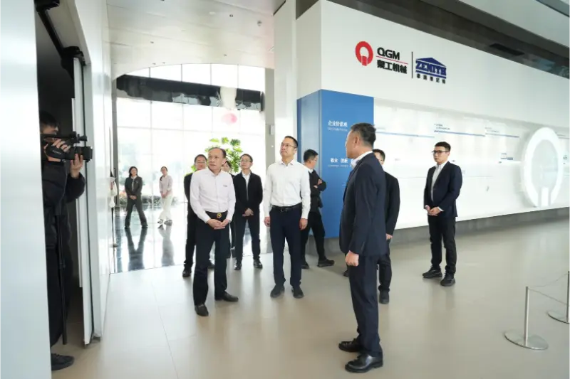 అభివృద్ధిని ప్రోత్సహించడానికి ప్రభుత్వం మరియు సంస్థలు కలిసి పనిచేస్తాయి; ఆన్-సైట్ పరిశోధన సంస్థల హృదయాలను వేడి చేస్తుంది.